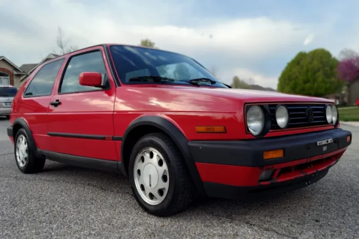 1991 Volkswagen Golf GTI 2-Door 5-Speed