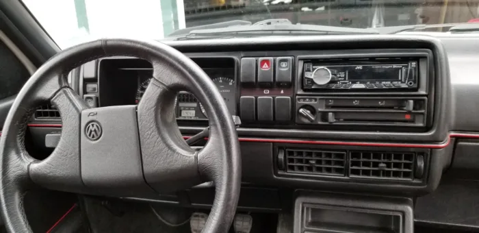1988 Volkswagen Golf GTI 16V - Image 8
