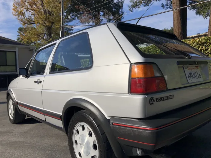 1987 Volkswagen Golf GTI 16V - Image 13