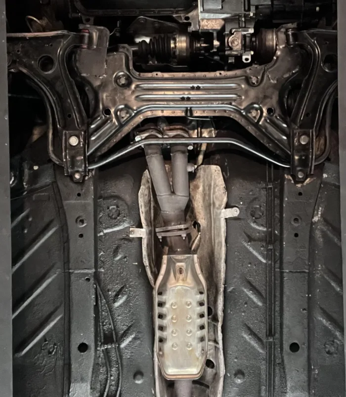 Supercharged Euro 1987 Volkswagen Golf GTI 16V - Image 13