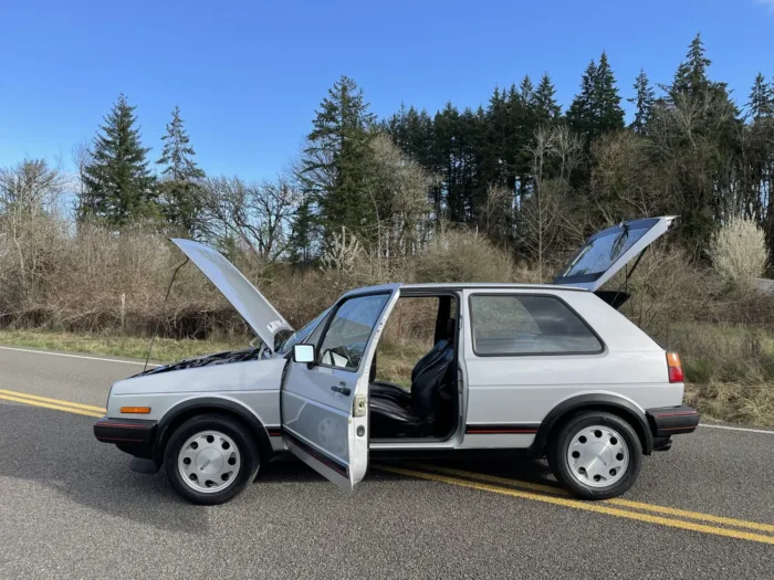 1987 Volkswagen Golf GTI 16V - Image 11