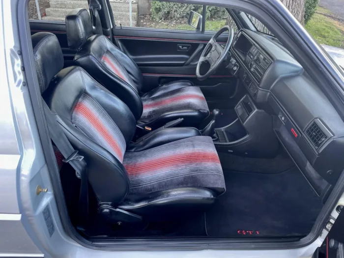 1987 Volkswagen Golf GTI 16V - Image 13