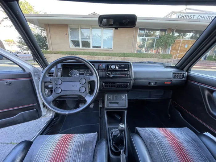 1987 Volkswagen Golf GTI 16V - Image 9