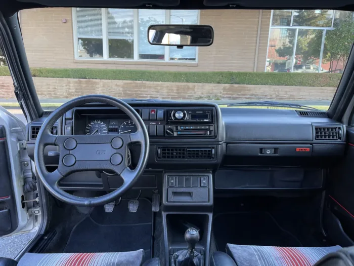 1987 Volkswagen Golf GTI 16V - Image 11