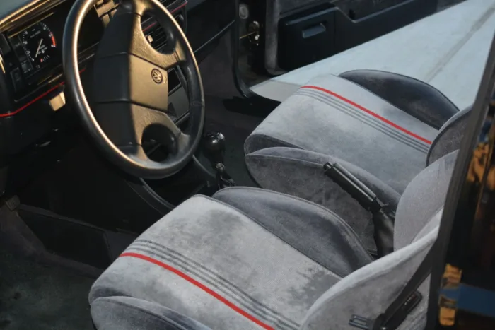 1989 Volkswagen Golf GTI 16V - Image 11