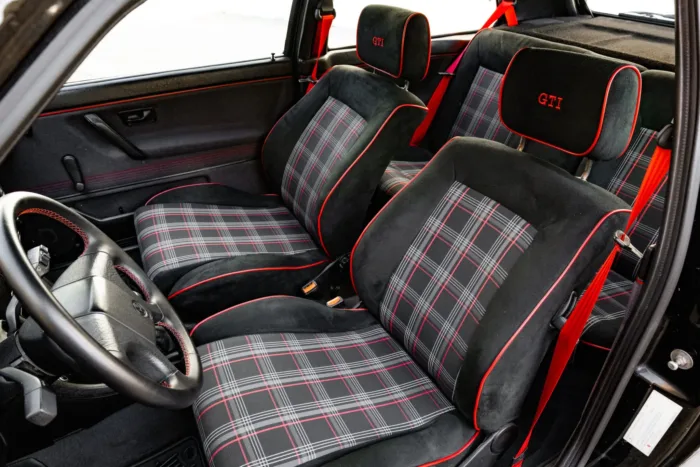 1989 Volkswagen Golf GTI 16V - Image 17