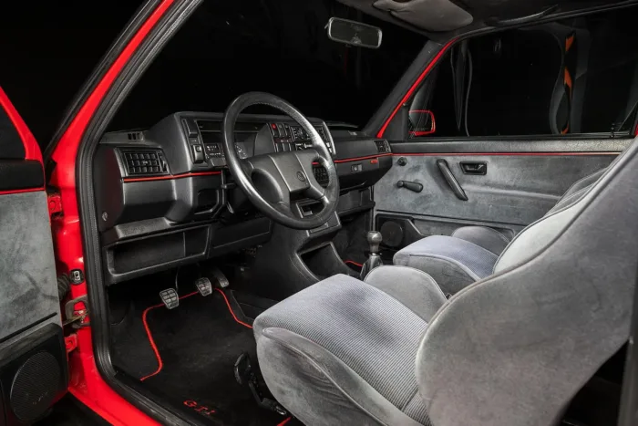1991 Volkswagen Golf GTI 16V - Image 9