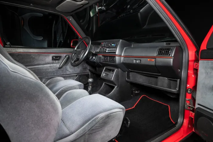 1991 Volkswagen Golf GTI 16V - Image 11