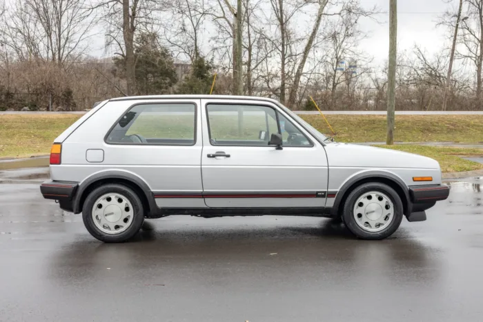 1987 Volkswagen Golf GTI 16V - Image 2