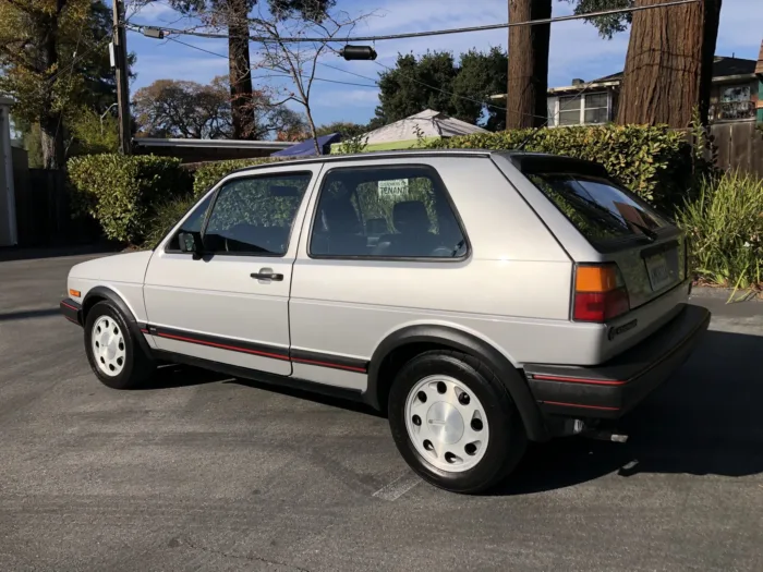 1987 Volkswagen Golf GTI 16V - Image 2