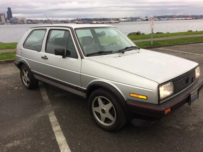 1987 Volkswagen Golf GTI 16V - Image 2