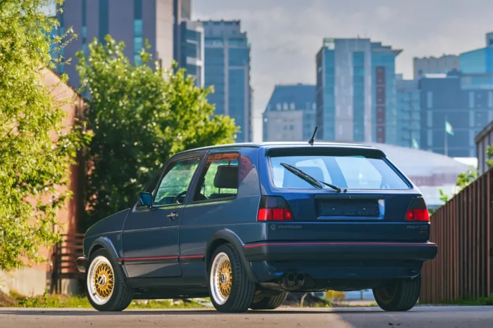 Supercharged Euro 1987 Volkswagen Golf GTI 16V - Image 6