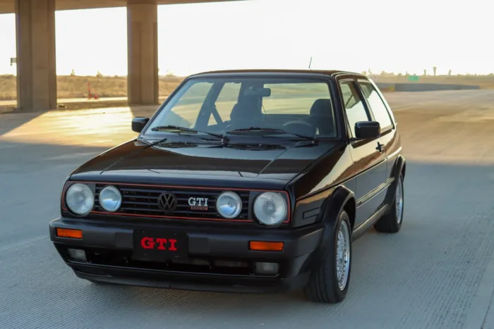 1992 Volkswagen GTI 16V - Image 3