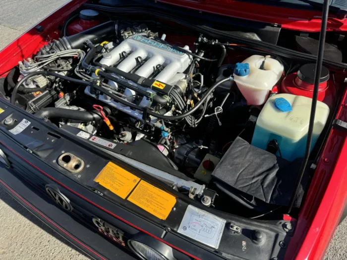17k-Mile Euro 1988 Volkswagen Golf GTI 16V Silverstone Edition - Image 14