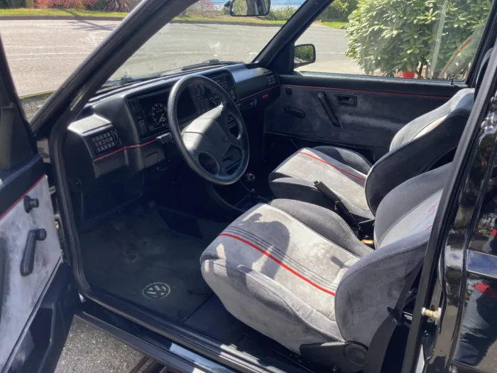 1989 Volkswagen Golf GTI 16V - Image 24