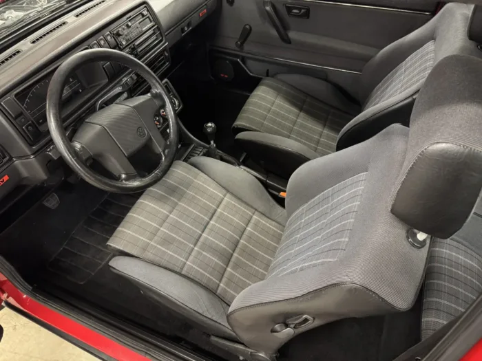 17k-Mile Euro 1988 Volkswagen Golf GTI 16V Silverstone Edition - Image 19