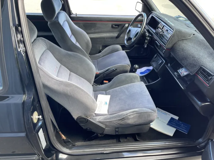 1992 Volkswagen Golf GTI 16V - Image 17