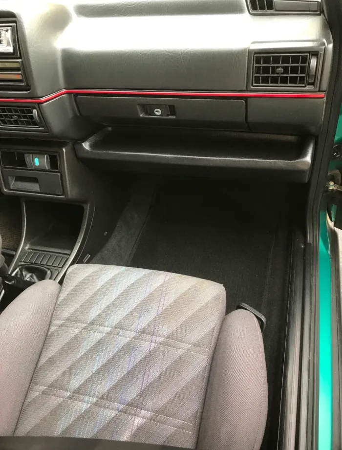Original Owner 1992 Volkswagen GTI - Image 10