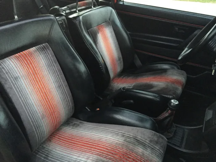 1988 Volkswagen Golf GTI 16V - Image 9
