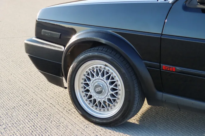 1992 Volkswagen GTI 16V - Image 11